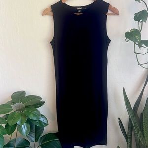 🌺 DKNY sleeveless black dress